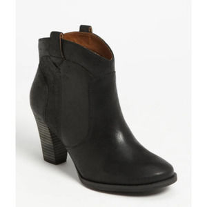 Clarks Indigo Heath Leather Slip On Ankle Boots 11